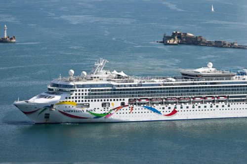 Norwegian Cruise Ship Halted at Mauritius Due to Outbreak