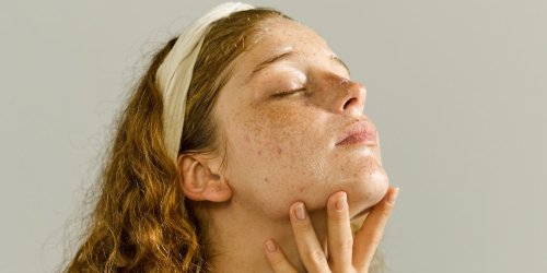 6 Expert-Recommended Face Massages for Firmer, Smoother Skin