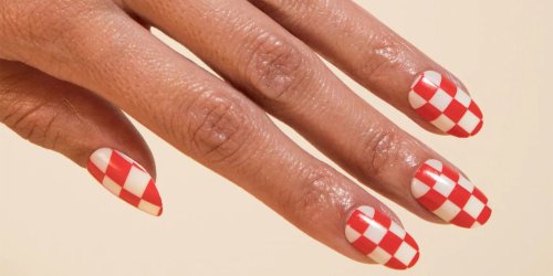15 Valentine's Day Press-on Nails That Make Us Swoon