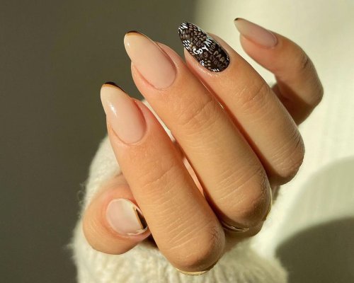 We Asked Actual Nail Techs How Much You Should Tip Them—Here's What They Said