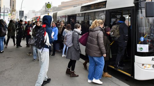 Pendler-Stress nach Ringbahn-Aus wegen A100-Brücke