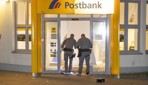 Geldautomat in Spandau gesprengt – Täter auf der Flucht gefilmt