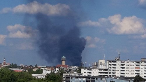 Feuer in Lagerhalle in Haselhorst gelöscht
