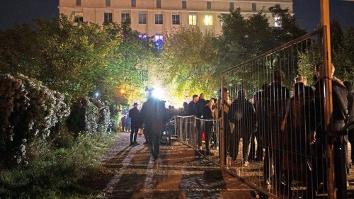 Forscher entschlüsseln, wie man im Berghain am Türsteher vorbeikommt