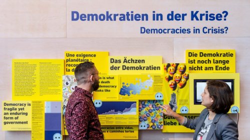 Ausstellung im Futurium „Die Zukünfte der Demokratien“