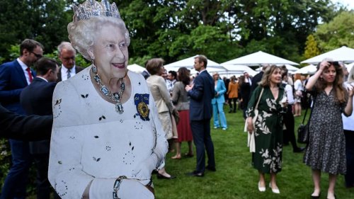 Britische Botschaft feiert den Geburtstag der Queen - B.Z. – Die Stimme Berlins