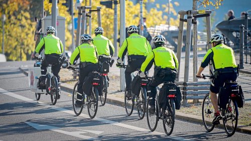 Polizei erwischt 10.420 Radfahrer bei Rot