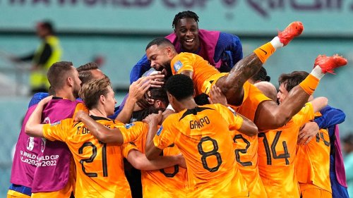 Niederlande als erstes Team im WM-Viertelfinale!