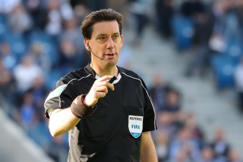 Klatsche für den DFB: Altersgrenze bei Referees unzulässig