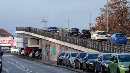 Wuhlheide-Brücke in Schöneweide soll umgehend abgerissen werden