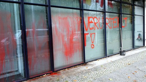 SPD-Parteizentrale mit Klima-Parolen beschmiert