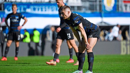 Hertha bangt um Einsatz von Jonjoe Kenny (28)