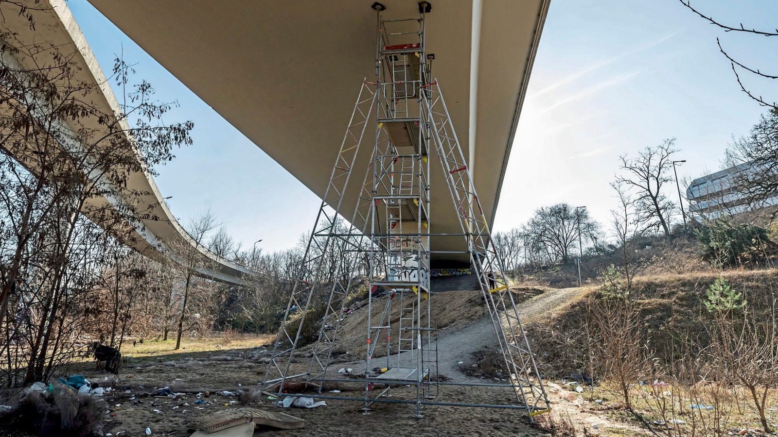 Stadtautobahn A100 wird auf unbestimmte Zeit gesperrt!