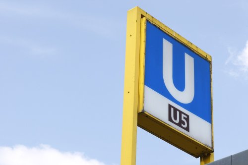 Auf dieser U-Bahn-Strecke müssen Sie im Sommer zwei Monate Bus fahren!