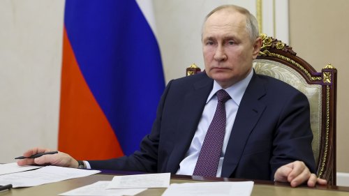 Putins gefährlicher Cyber-Kriegsplan enthüllt: Angriffe auf Stromleitungen, Bahn- und Flugverkehr