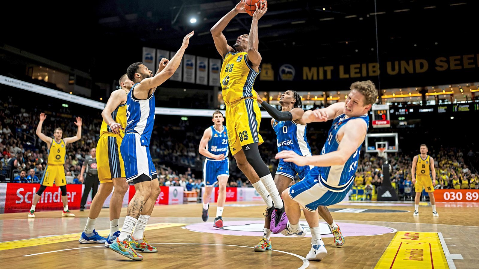 Alba Berlin lässt den Frankfurt Skyliners keine Chance