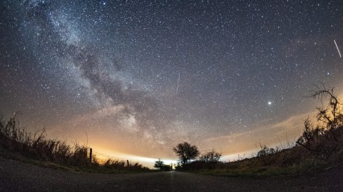Sternschnuppen-Nacht! Dann können Sie den Lyriden-Schauer beobachten