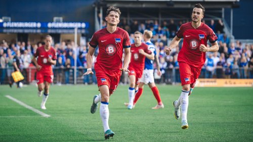 Fabian Reese knallt Hertha zum ersten Auswärtssieg