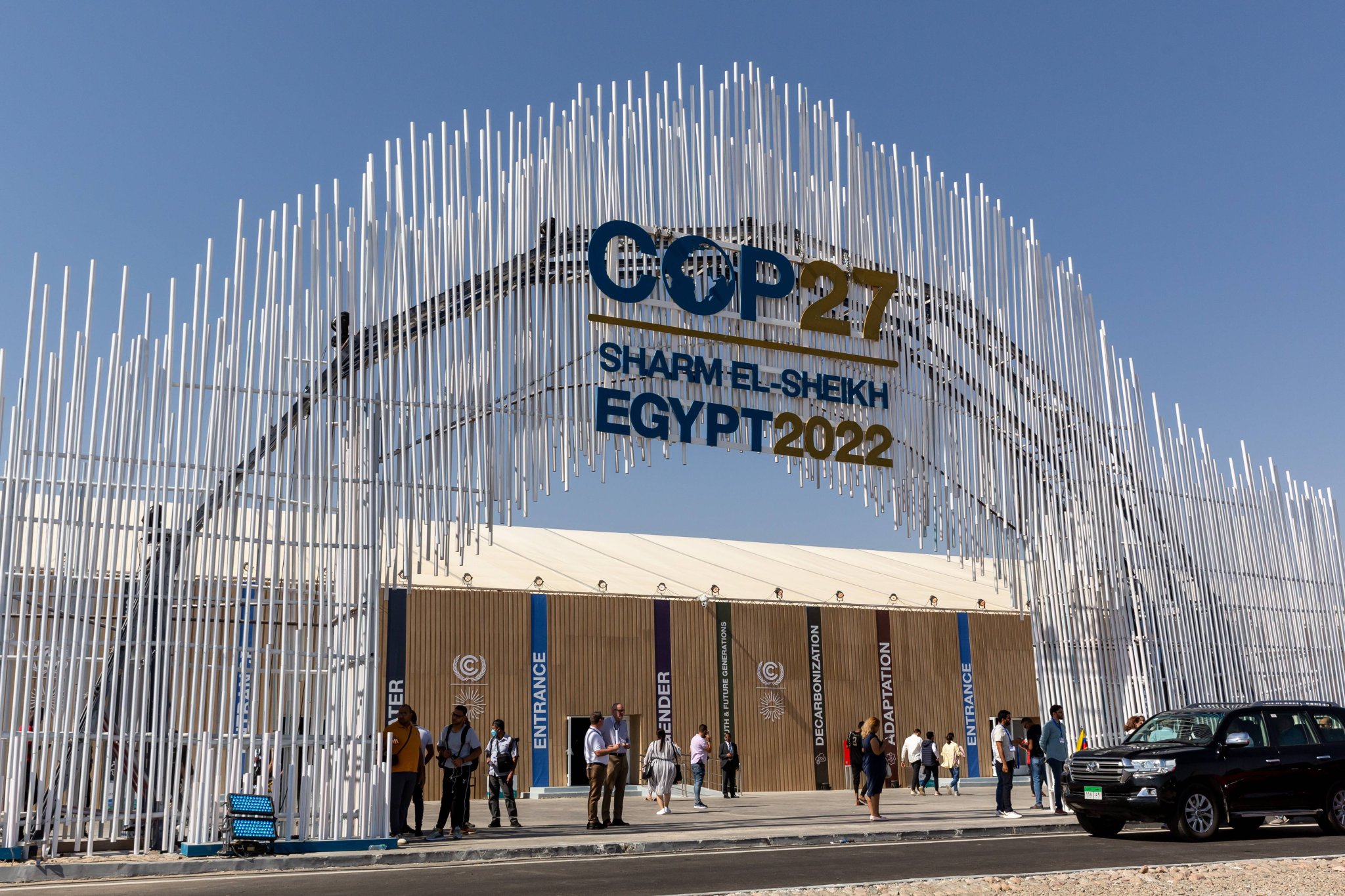 De la crisis energética al calentamiento global: los retos de la COP27 con los países más contaminantes ausentes y un anfitrión que reprime a los activistas