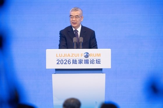 China to Overhaul Cross-Border Investment Rules, Issue New QDII Quotas