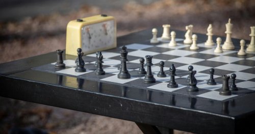 Quelle est l'origine de l'expression "échec et mat" ?