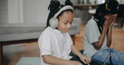 Fête des mères : voici les 10 meilleurs outils IA pour générer gratuitement de la musique pour votre maman !