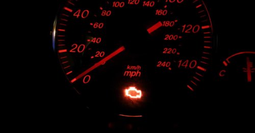 Voyant moteur activé : quel type de défaillance cela peut-il indiquer ?