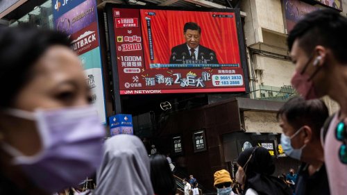 Raus aus Hongkong: Zehntausende kehren der Metropole den Rücken