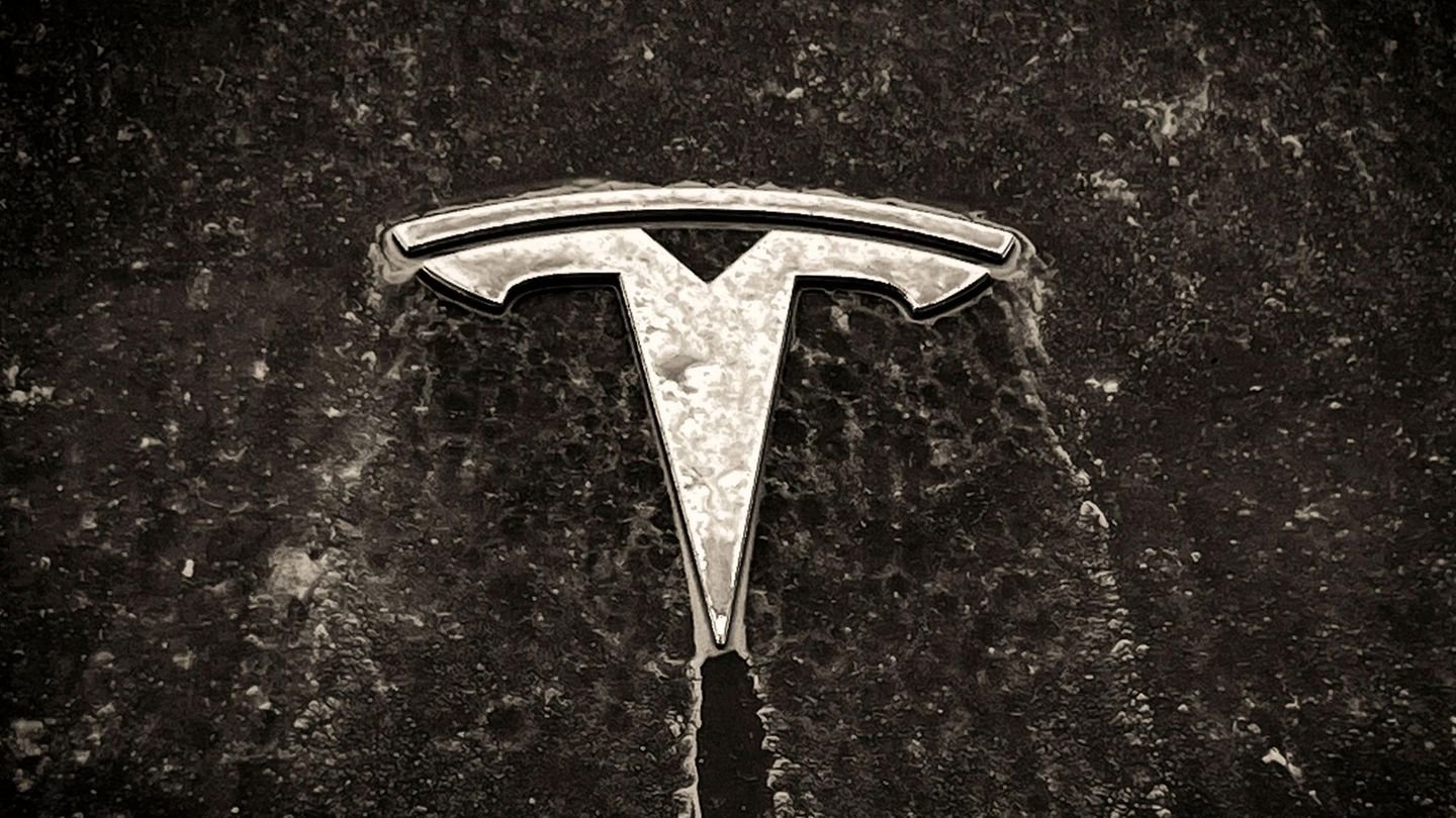 In der Tesla-Bilanz fehlen wohl 1,4 Milliarden Dollar