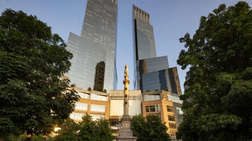 „Mandarin Oriental“: Dieses Luxushotel thront über New York