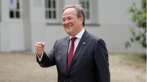 Müssen Spitzenpolitiker den Spritpreis kennen?