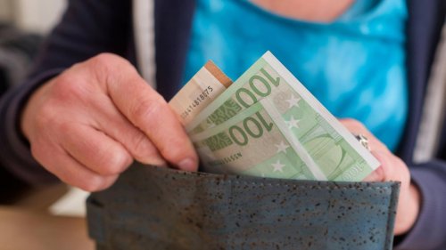 Jetzt lieber Cash halten – oder Aktien nachkaufen?