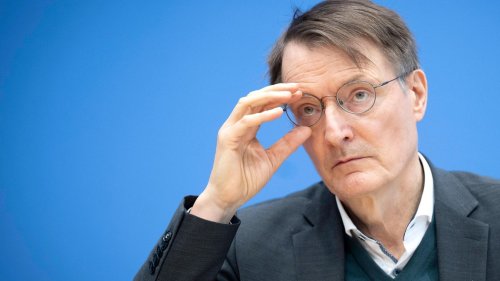 Lauterbach will Geld von Schweizer Masken-Millionären zurückholen
