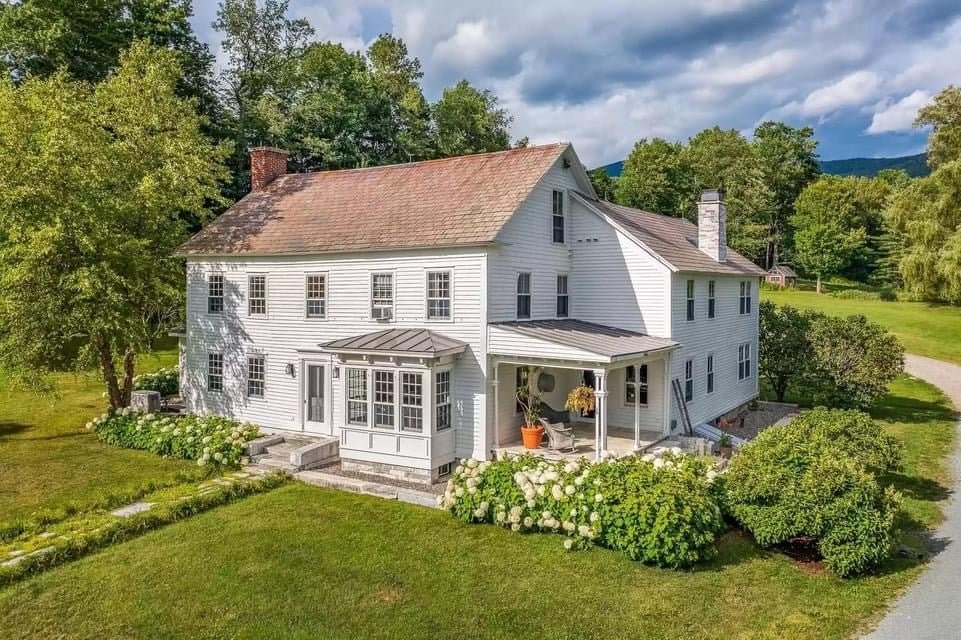 1789 Farmhouse For Sale In Dorset Vermont — Captivating Houses