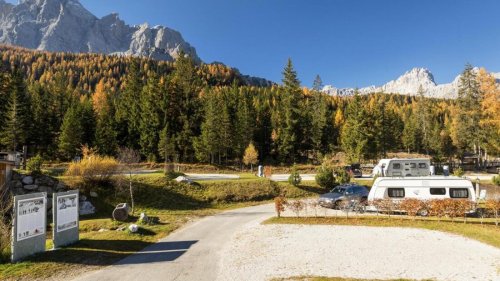 Die 10 beliebtesten Campingplätze in den Alpen: Campen am Fuß der Berge