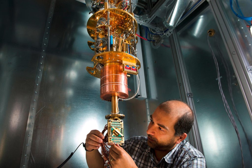 AI Designs Quantum Physics Experiments Beyond What Any Human Has ...