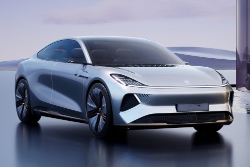 New Luxury EV From China Has 617 HP, Incredible Technology, And A $31,000 Price Tag