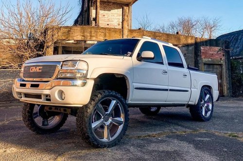 Carolina Squat: A Deep Dive Into The Controversial Truck Modification 