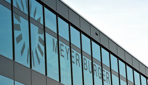 Solartechnik - Meyer Burger verpasst Umsatzprognose und kündigt mögliche neue Kapitalerhöhung an - Aktie gibt nach
