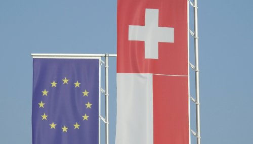 Europapolitik - Stimmende heissen höhere Schweizer Frontex-Beteiligung klar gut