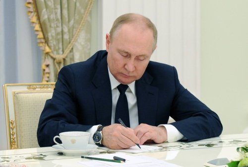 Ukraine-Krieg - Putins Krieg wirft Russland wirtschaftlich vier Jahre zurück