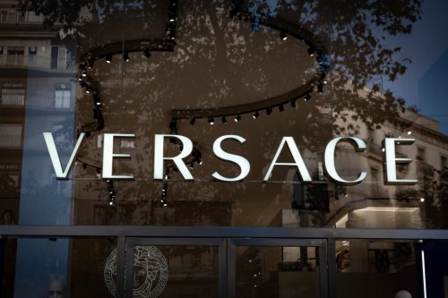 Versace Opened Its New Flagship Home Store in Milan With Interni Spa ...