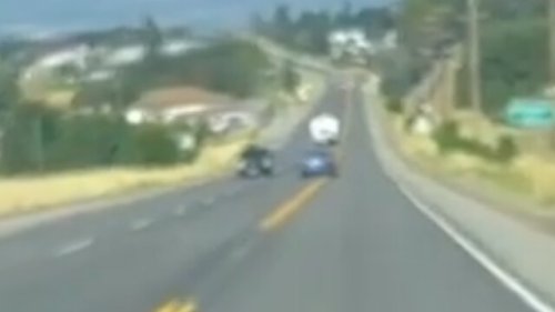 Dangerous driving caught on video on Highway 33 near Black Mountain (Kelowna)