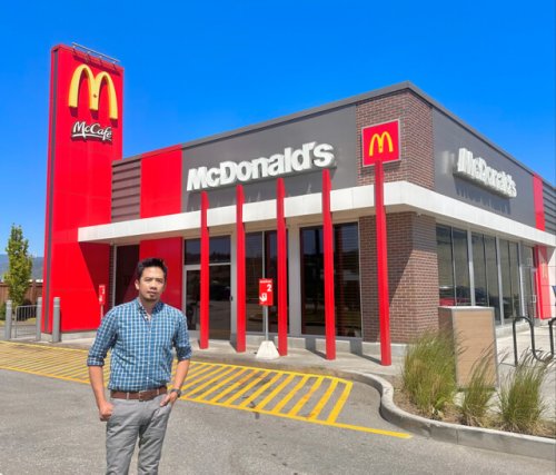 McDonald's manager wins prestigious award (Kelowna) | Flipboard