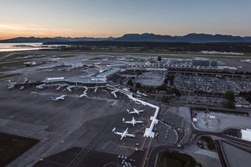 Single flight disrupted at YVR after emailed bomb threat