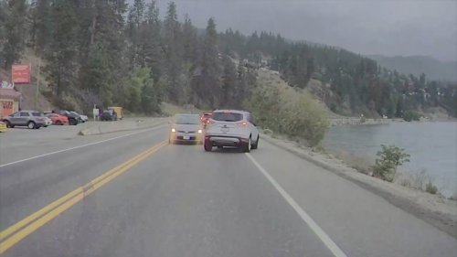 Drivers swerve just in time to avoid head-on crash near Peachland