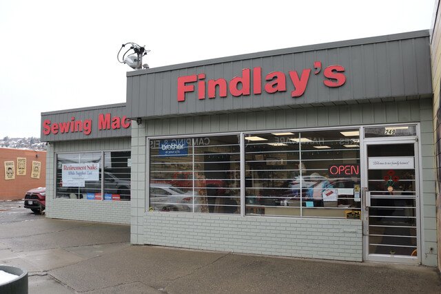Findlay's Vacuum and Sewing shutters for good after more than 40 years, Lee's Music to take over location