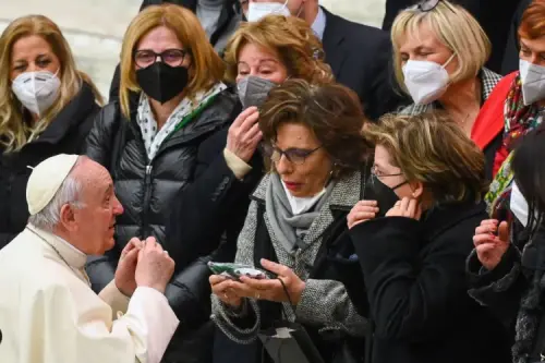 Pope Francis explains to America Magazine why women cannot be ordained priests