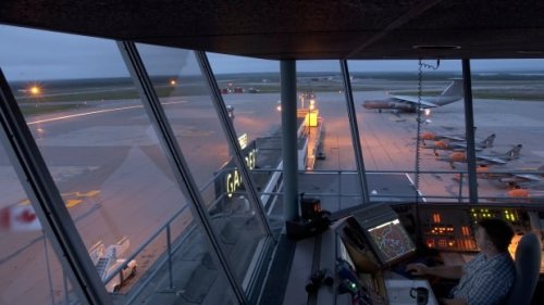 Nav Canada pulls back job cuts for 27 Gander air traffic controllers | CBC News