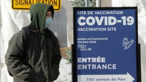 Canadians 50 and over should get COVID-19 booster shot, national immunization committee says | CBC News
